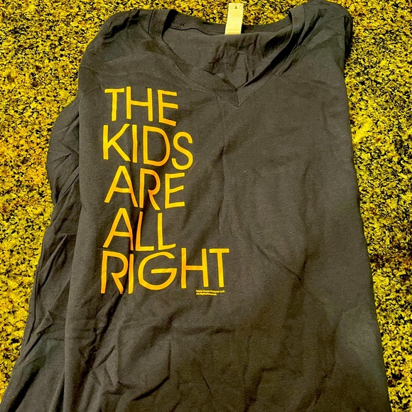 The Kids Are All Right Movie T-shirt - Picture 2 of 3
